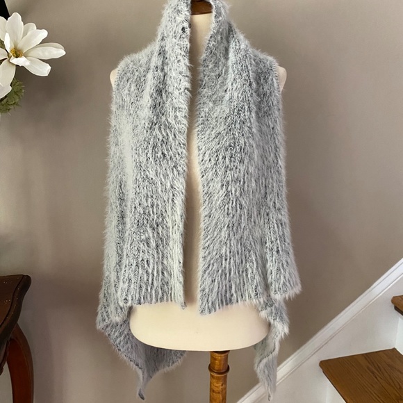 Tea n Cup Sweaters - Tea n Cup Grey Eyelash Sweater Vest